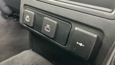 Jaguar F-Pace 3.0 D300 R-Dynamic SE Black 90th Anniv 5dr Auto Diesel Estate